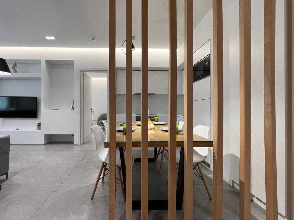 אתונה The Dazzling Glimpse Acropolis Suites מראה חיצוני תמונה