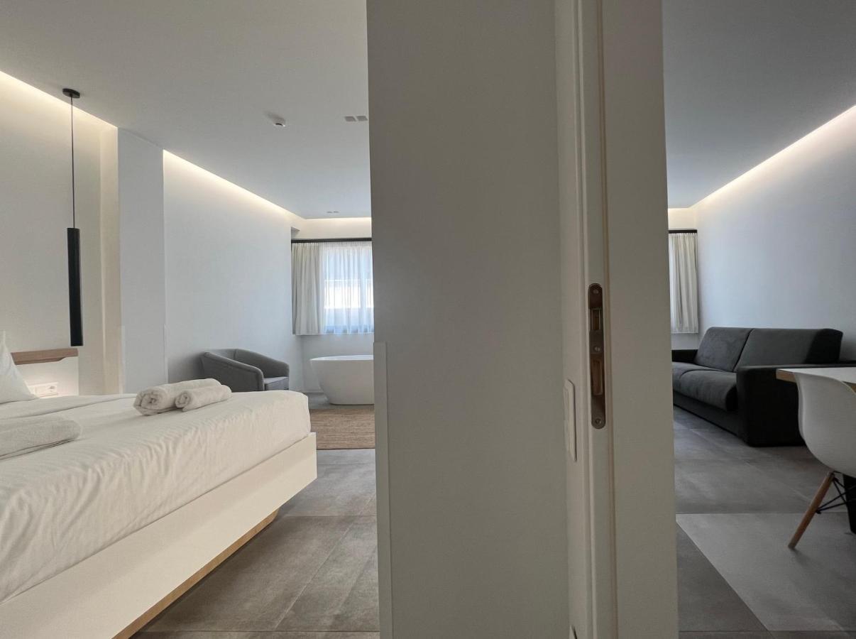 אתונה The Dazzling Glimpse Acropolis Suites מראה חיצוני תמונה
