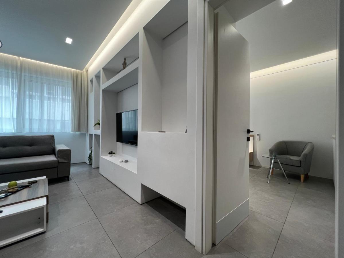 אתונה The Dazzling Glimpse Acropolis Suites מראה חיצוני תמונה
