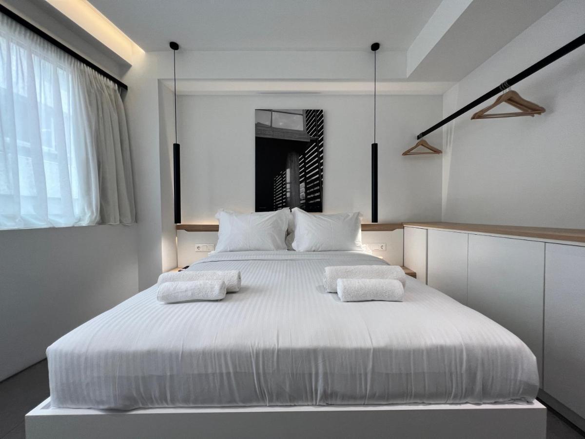 אתונה The Dazzling Glimpse Acropolis Suites מראה חיצוני תמונה