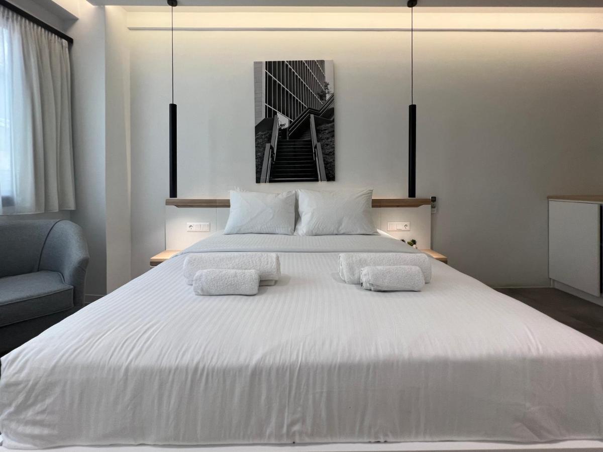 אתונה The Dazzling Glimpse Acropolis Suites מראה חיצוני תמונה