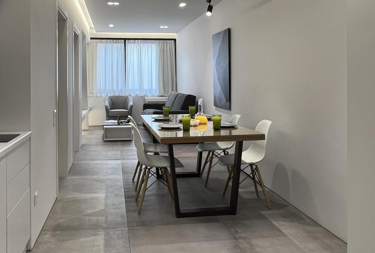 אתונה The Dazzling Glimpse Acropolis Suites מראה חיצוני תמונה