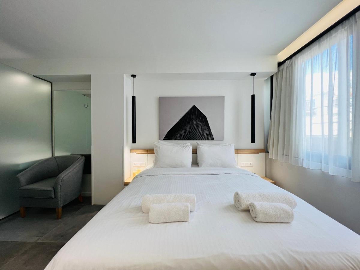 אתונה The Dazzling Glimpse Acropolis Suites מראה חיצוני תמונה